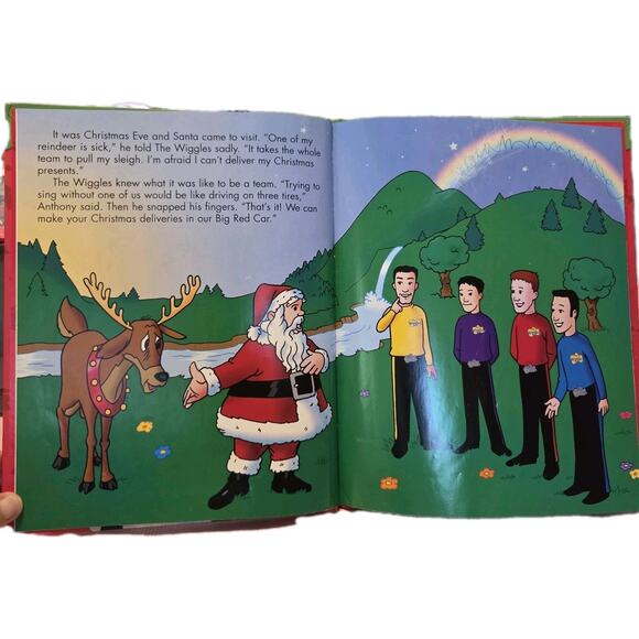 The Wiggles A Very Wiggly Christmas 2003 HC First Edition - Picture 7 of 8